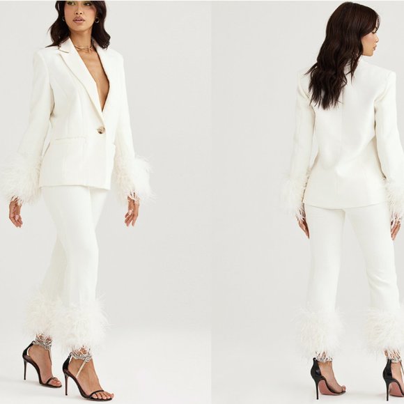 HOUSE OF CB 'Iman' Ivory Oversized Blazer - Picture 6 of 11